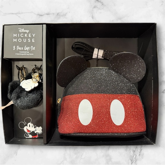 ๐ฅSOLD๐ฅ๐ฅBRAND NEW-Authentic Disney Mickey Mouse 3-Piece Gift Set โจ - Picture 3 of 5